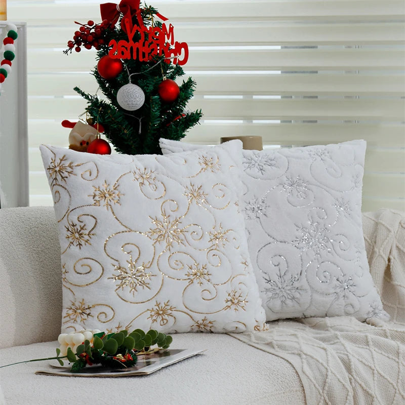 Elegant Christmas Snowflake Cushion Cover – 45x45cm Plush White Faux Fur Accent for Luxe Living Room Decor