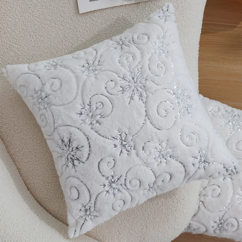 Elegant Christmas Snowflake Cushion Cover – 45x45cm Plush White Faux Fur Accent for Luxe Living Room Decor