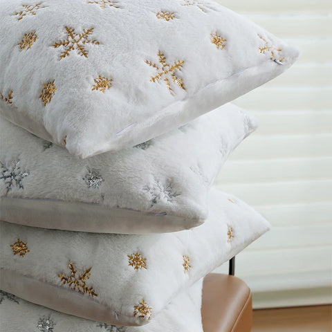 Elegant Christmas Snowflake Cushion Cover – 45x45cm Plush White Faux Fur Accent for Luxe Living Room Decor